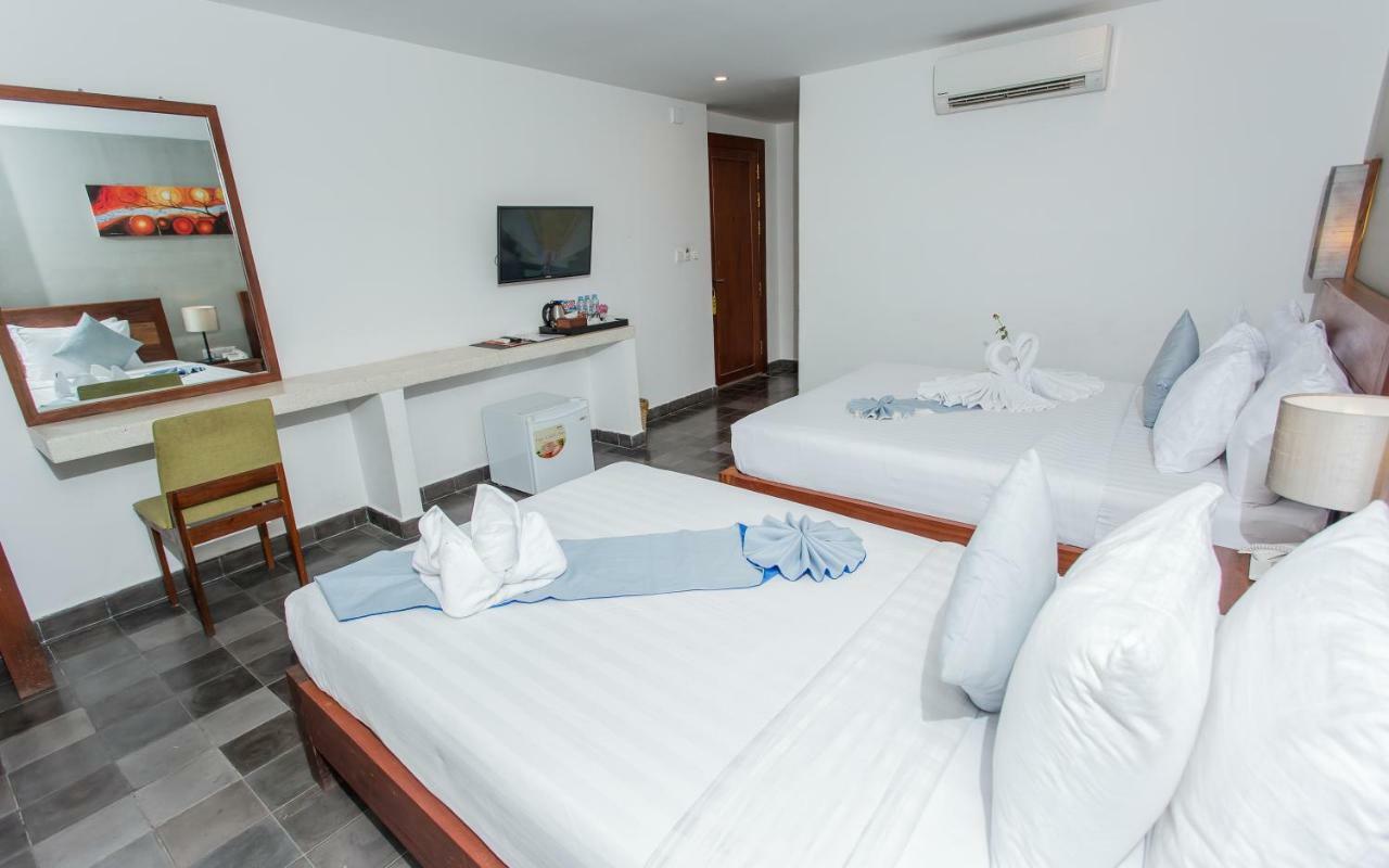 Home Chic Hotel Phnom Penh Exterior foto